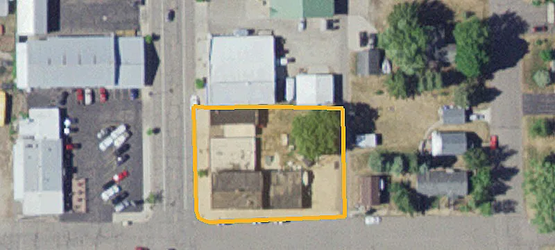 211 Degraff Ave