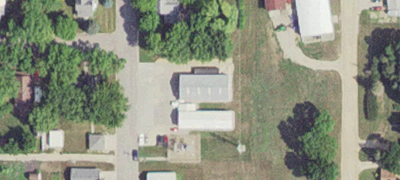 102 Ee N St