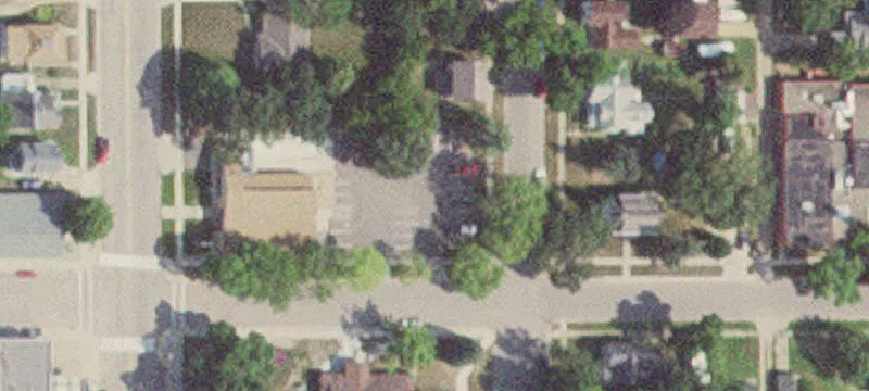 121 Robinson St