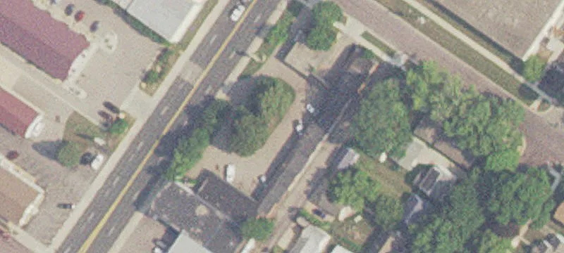 1727 Riverfront Dr