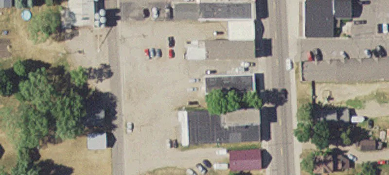 221 Main N St