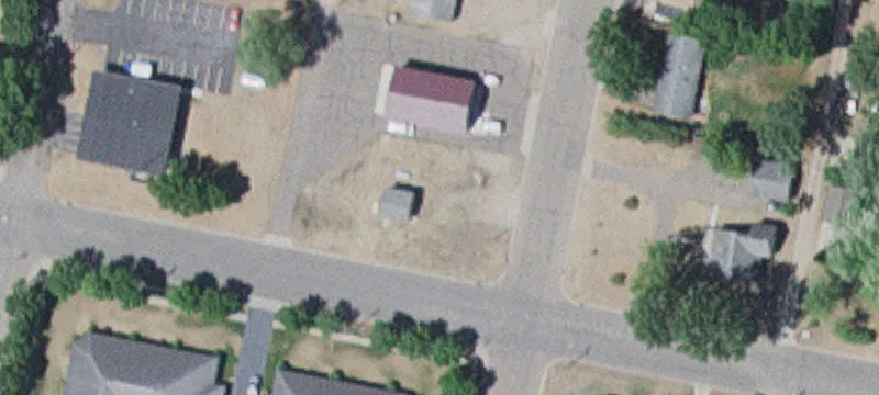 114 6th SE St