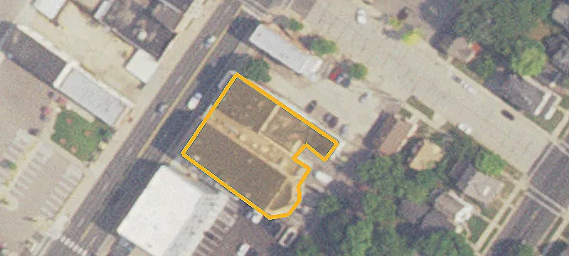 523 Riverfront Dr