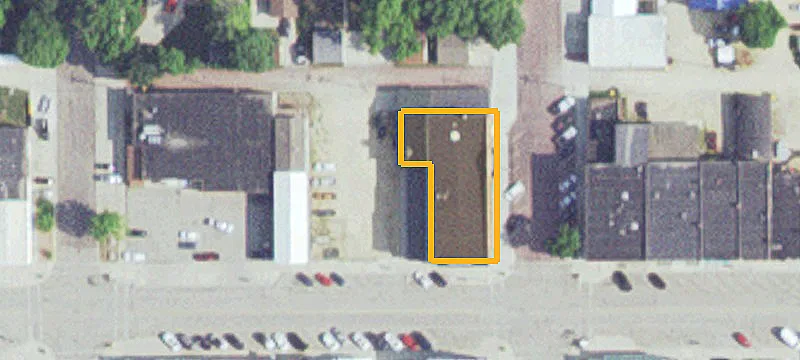 216 Main E St