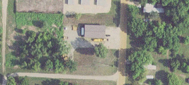 320 Blf St