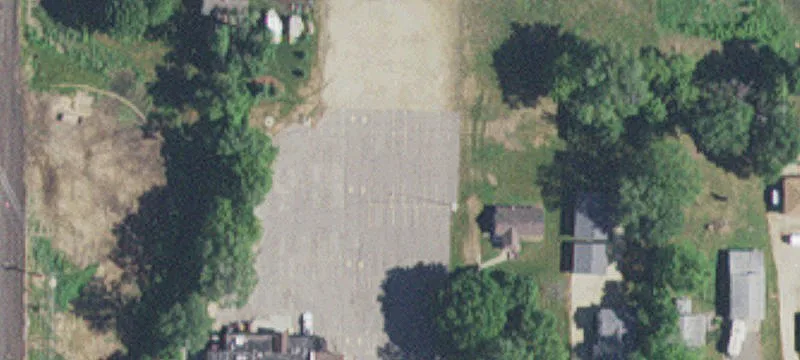 14535 240th E St