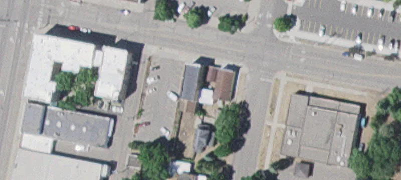 118 12th 1st SE Ave