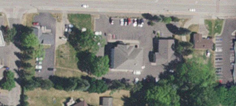 920 Broadway Ave