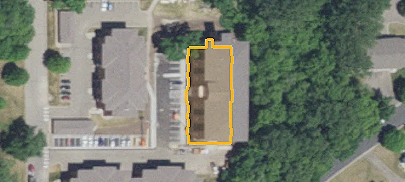 3890 Ballantrae Rd