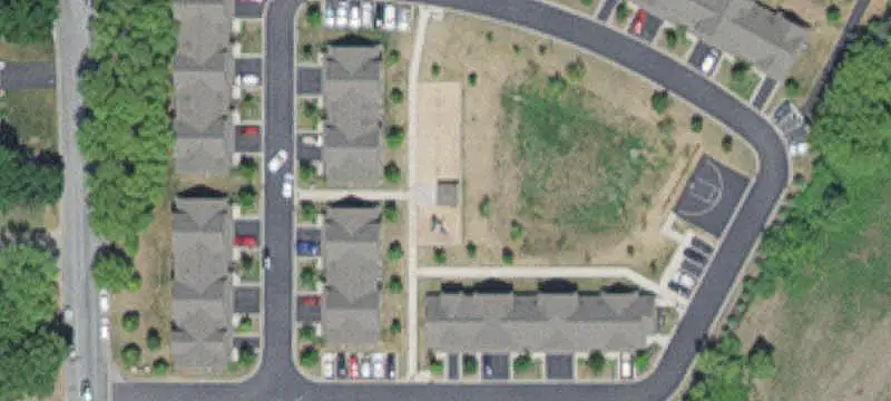 1302 Shoreline Dr