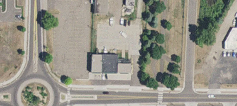 1321 Frost Ave