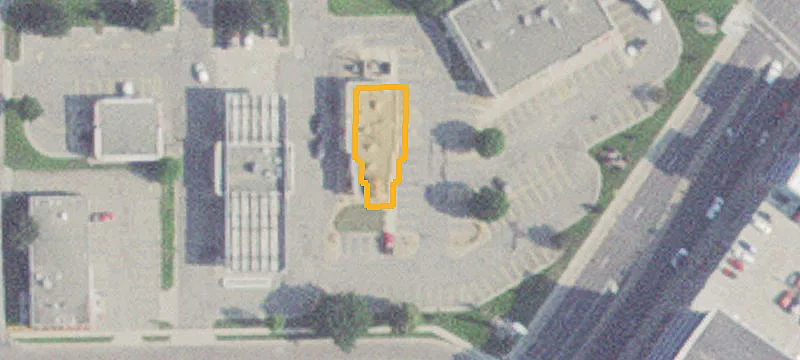 520 Riverfront Dr