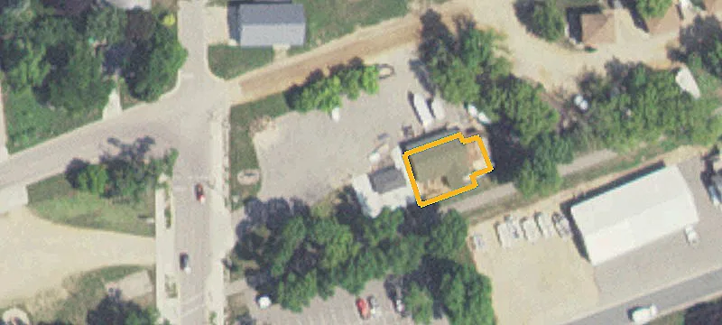 301 Main St