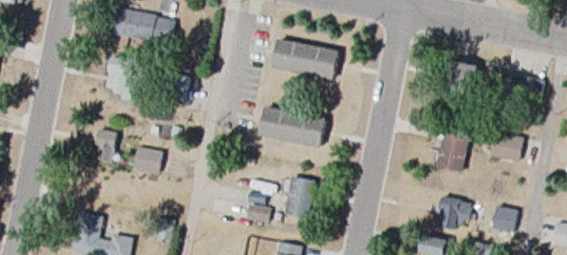 204 8th SE St