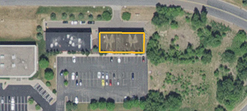 1335 Corporate Ctr Curv