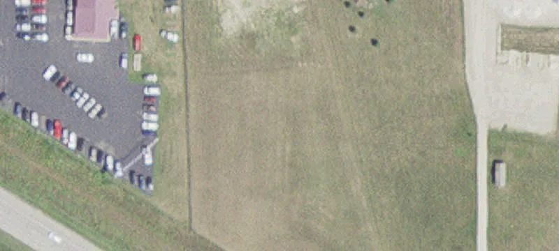 806 White Pnes SE Rd