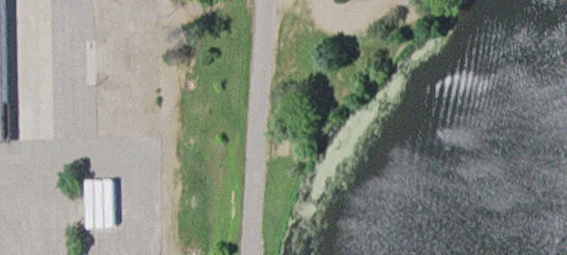 700 Paul Larson Memorial Dr