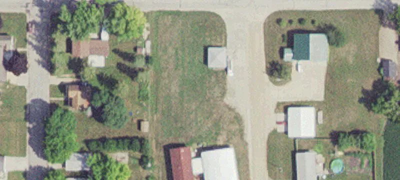 107 Railroad St