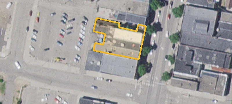 120 1st SE St