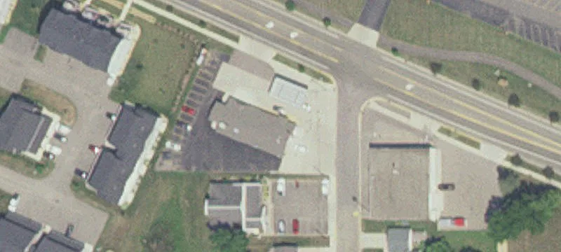 401 Pkwy Ave