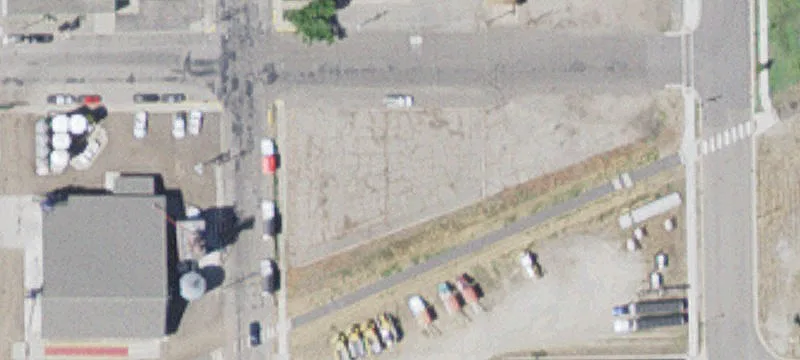 106 2nd SE Ave