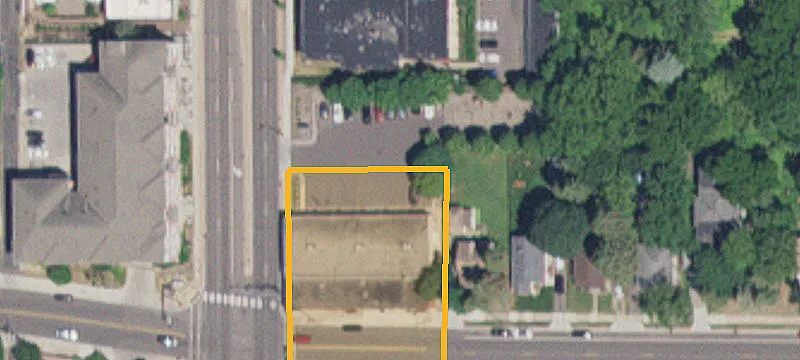992 Robert S St