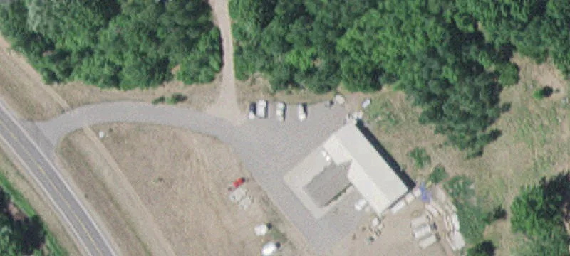 1414 Paul Larson Memorial Dr