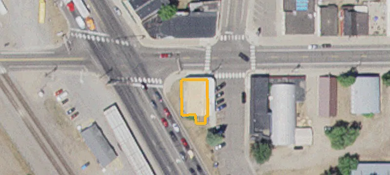 109 Ctr E St