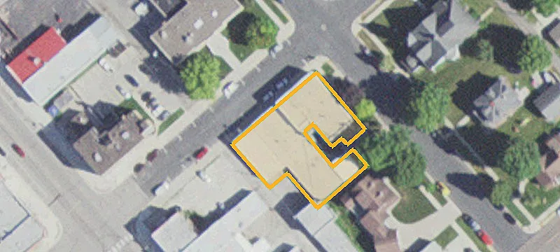 22 2nd SE St