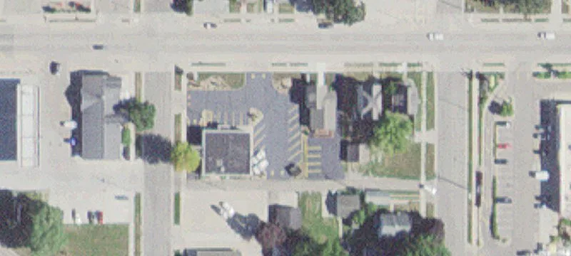 1107 Oakland Ave