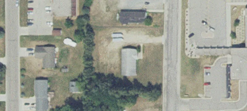 711 2nd SE Ave