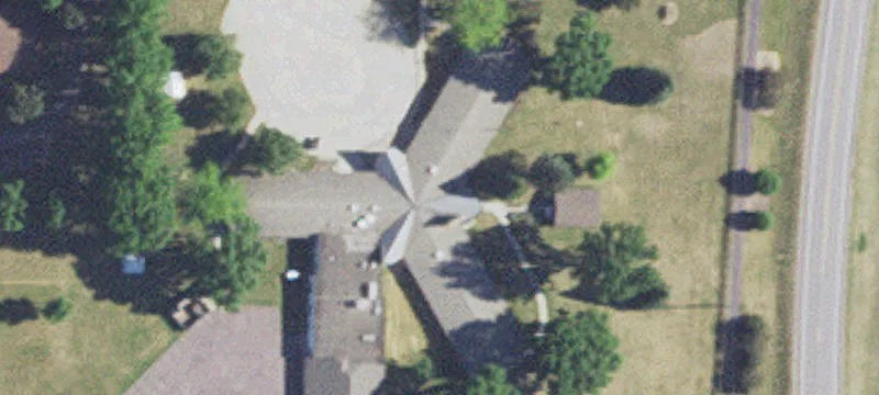 300 10th SE Ave