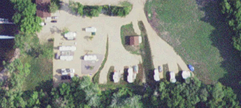 1069 Lakeshore Dr