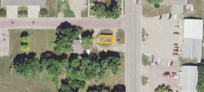 301 5th E Ave