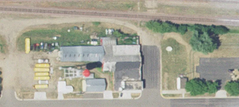 400 Bowman St