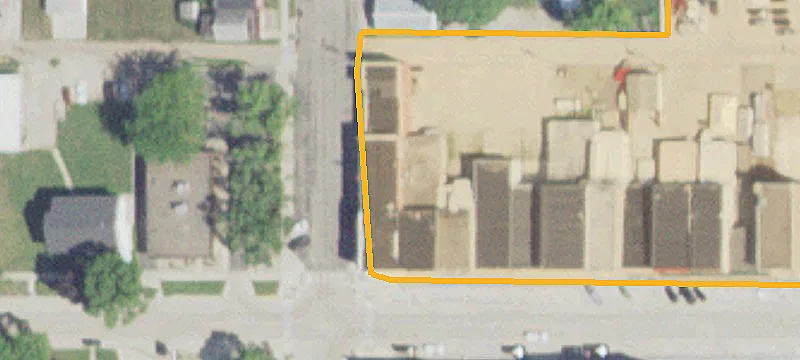 302 Main St