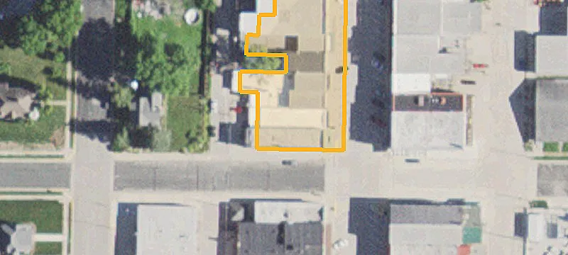 104 Broadway St