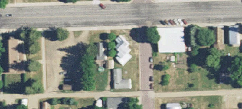170 2nd E Ave