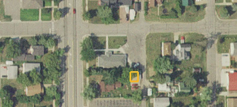 600 Park S Ave