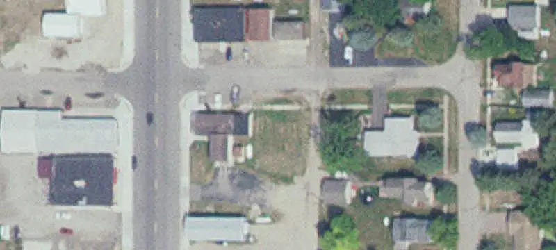 108 3rd E St