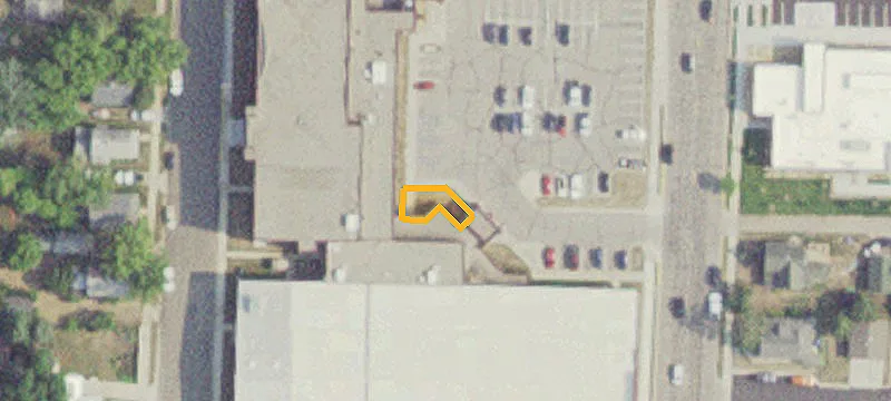 826 Smt Ave