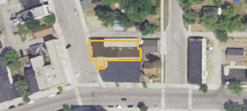 106 Wabasha NE Ave