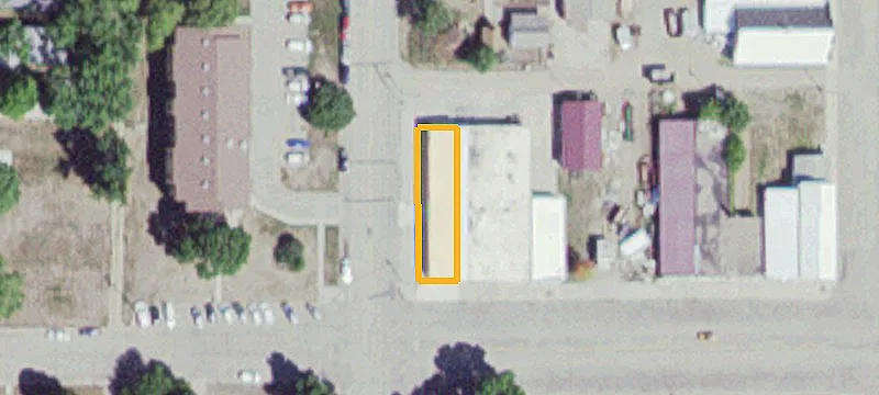 790 Main St