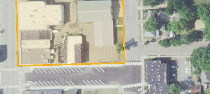 20 3rd NE St