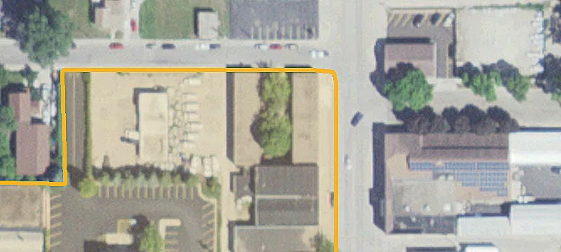 422 Cedar Ave