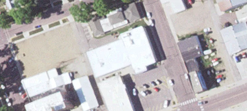 1049 3rd Ave
