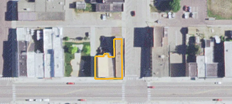 100 Main W St