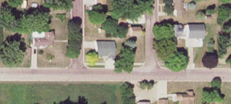 704 1st W St