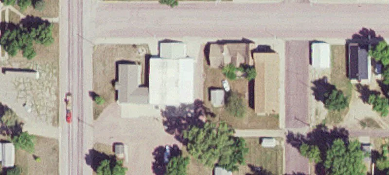 329 America St