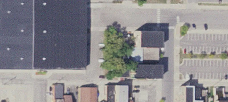 200 4th Ave